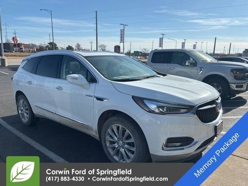Used 2020 Buick Enclave Premium w/ Sun and Sites Package image 3