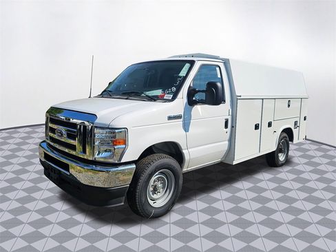 New 2024 Ford E-350 and Econoline 350 Super Duty w/ Power Windows & Locks Group image 3