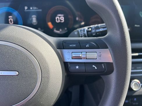 Used 2026 Hyundai Tucson SE image 16