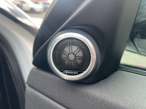 Used 2023 Land Rover Range Rover Evoque SE image 35