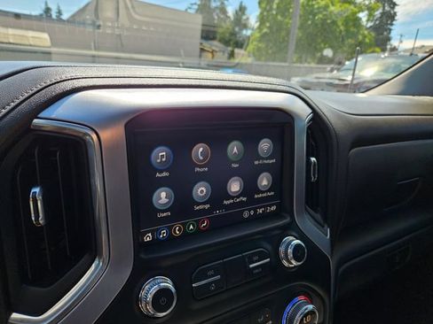 Used 2022 GMC Sierra 1500 SLT w/ SLT Premium Plus Package AWD/4WD image 35