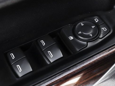 Used 2021 Chevrolet Silverado 1500 RST w/ Z71 Off-Road Package image 16