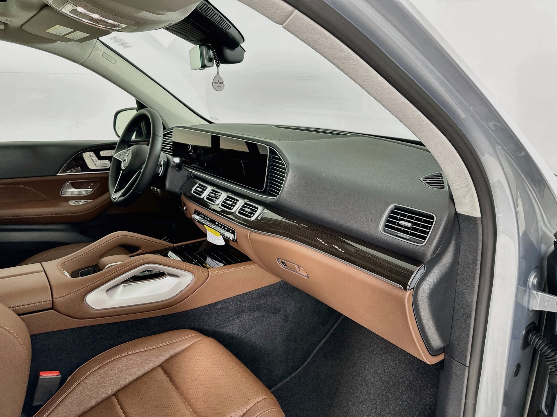 New 2026 Mercedes-Benz GLE 450 4MATIC image 33