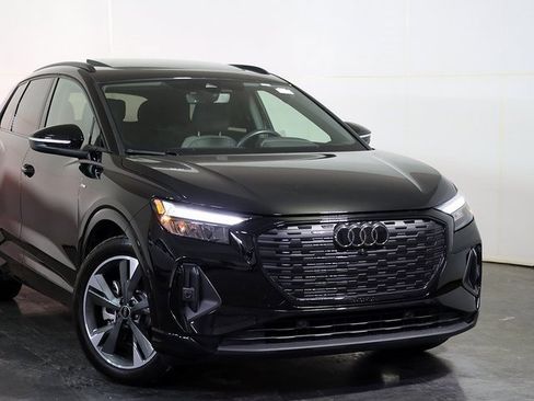 Used 2024 Audi Q4 e-tron Premium Plus w/ Premium Plus image 6