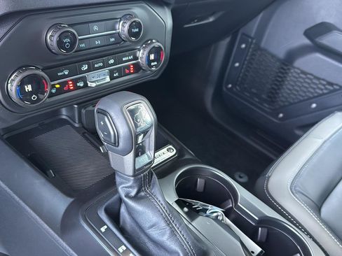 New 2025 Ford Bronco Outer Banks image 32