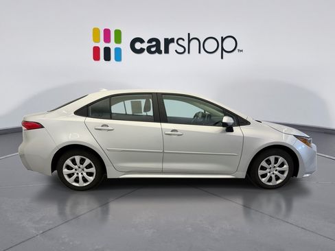Used 2025 Toyota Corolla LE FWD image 6