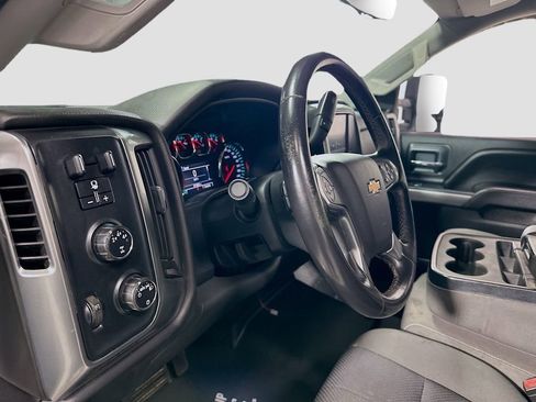 Used 2016 Chevrolet Silverado 2500 LT AWD/4WD image 7