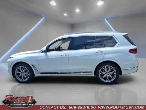 Used 2025 BMW X7 xDrive40i AWD/4WD image 7