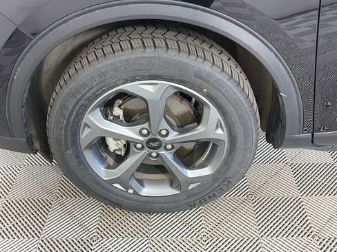 Certified 2025 Ford Escape ST-Line Select image 8