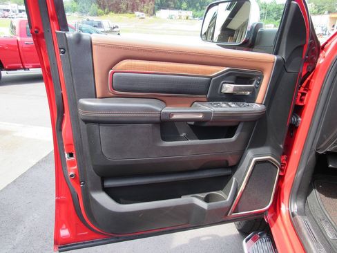 Used 2020 RAM 2500 Limited AWD/4WD image 21