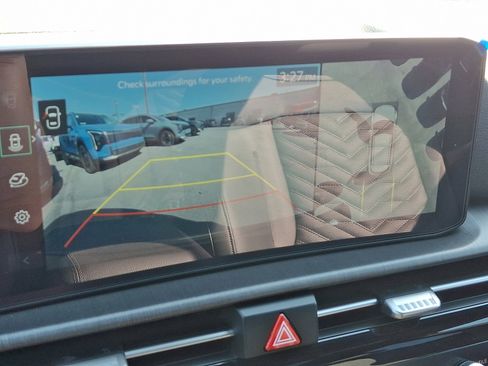 New 2026 Kia Sportage X-Line w/ X-Line Technology Package AWD/4WD image 18