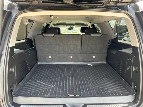 Used 2019 GMC Yukon XL SLT AWD/4WD image 9