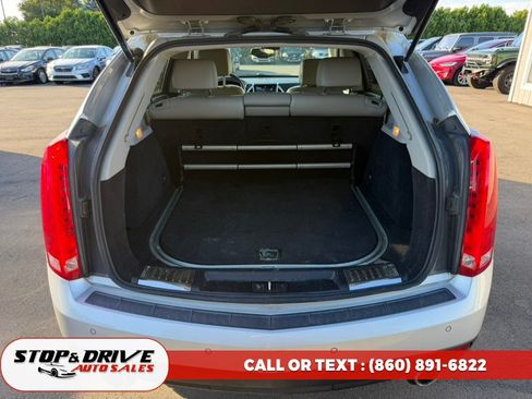 Used 2014 Cadillac SRX Luxury w/ Driver Awareness Package AWD/4WD image 18