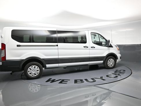 Used 2022 Ford Transit 350 XLT RWD image 16