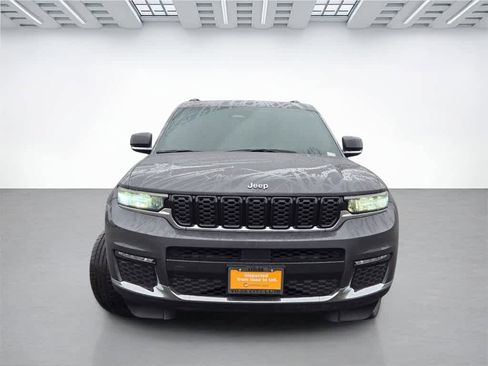Used 2021 Jeep Grand Cherokee L Limited image 2