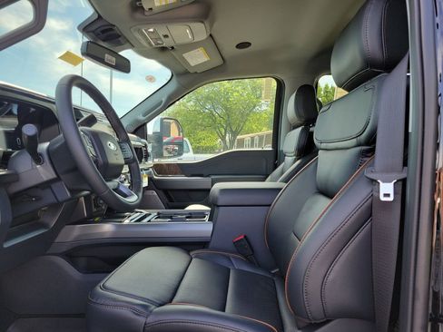 New 2026 Ford F250 Lariat w/ Lariat Ultimate Package AWD/4WD image 18