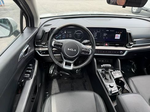Used 2024 Kia Sportage SX FWD image 16