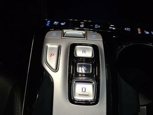 Used 2022 Hyundai Tucson Limited AWD/4WD image 16