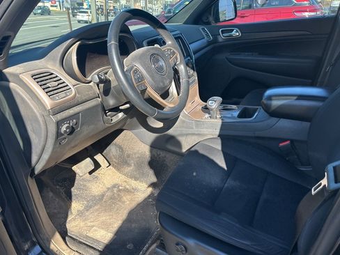 Used 2015 Jeep Grand Cherokee Laredo w/ Quick Order Package 23E image 8