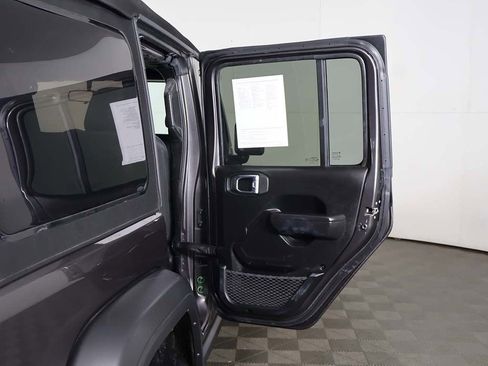 Used 2022 Jeep Wrangler Unlimited Sport AWD/4WD image 18