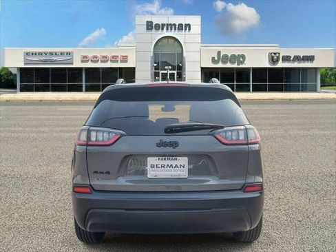 Certified 2023 Jeep Cherokee Altitude Lux AWD/4WD image 7