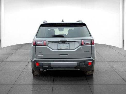 New 2026 Jeep Cherokee Laredo image 6