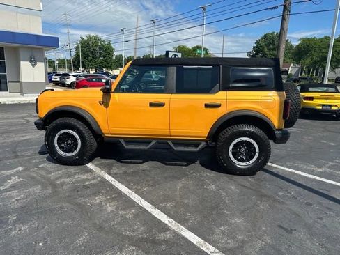 Used 2022 Ford Bronco Badlands w/ Sasquatch Package AWD/4WD image 5
