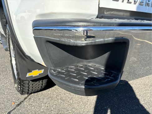 Used 2016 Chevrolet Silverado 1500 LT image 33