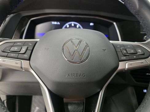 Used 2023 Volkswagen Jetta SE FWD image 32