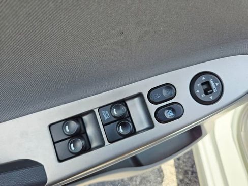 Used 2015 Hyundai Accent GLS FWD image 27