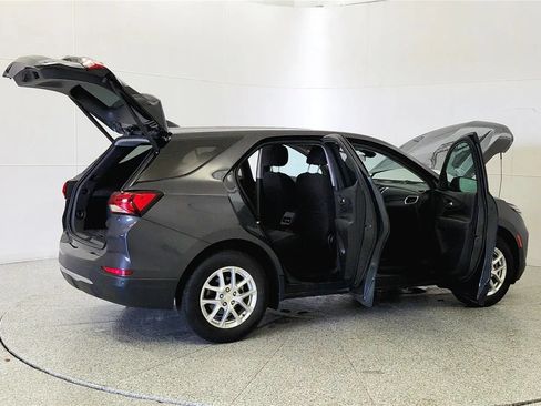 Used 2023 Chevrolet Equinox LT FWD image 12