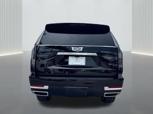 New 2026 Cadillac Escalade Luxury w/ LPO, Radiant Package AWD/4WD image 6