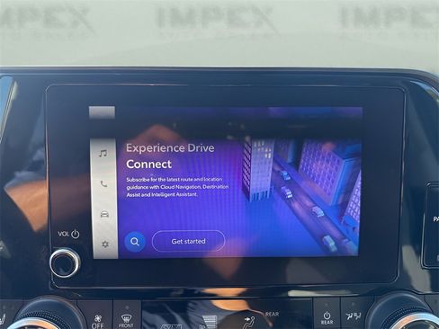 Used 2023 Toyota Highlander XLE image 20