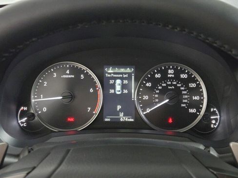 Certified 2025 Lexus IS 300 F Sport image 35