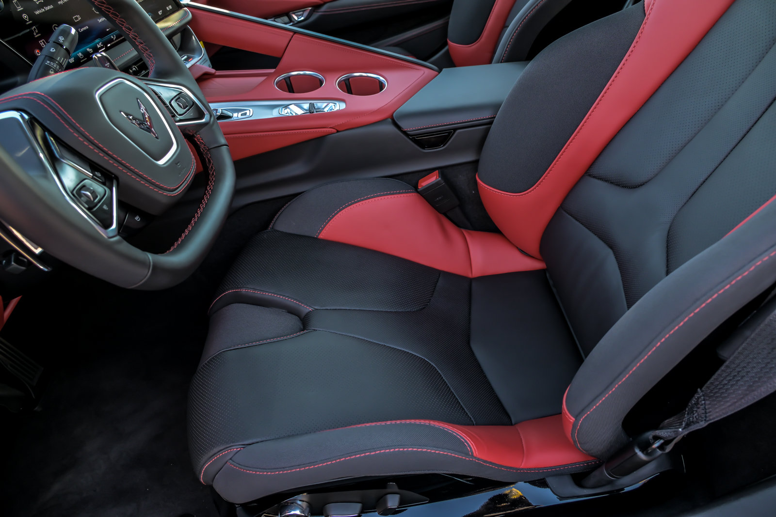 Used 2026 Chevrolet Corvette Stingray Premium Conv w/ Z51 Performance Package RWD image 26