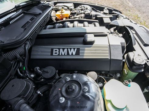 Used 1999 BMW 323i Convertible image 28