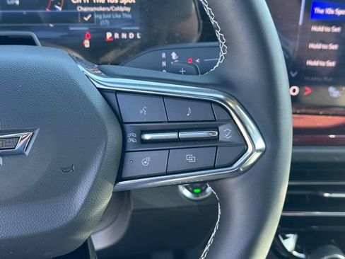 New 2026 Chevrolet Traverse Z71 w/ Enhanced Driving Package AWD/4WD image 5