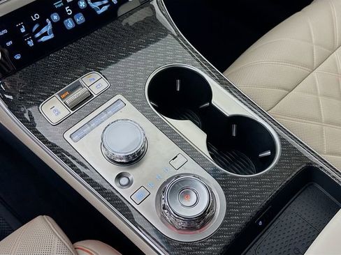 Certified 2026 Genesis GV70 3.5T Sport Prestige image 17