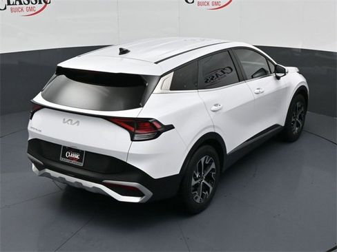 Used 2024 Kia Sportage EX image 23