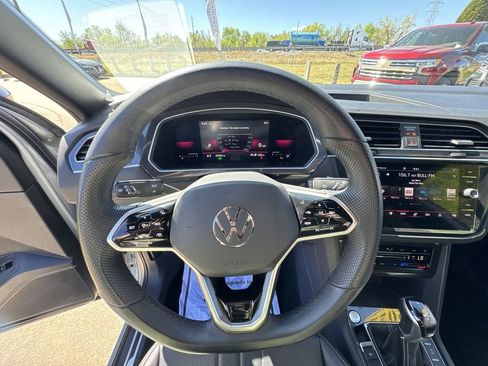 Used 2022 Volkswagen Tiguan SE R-Line AWD/4WD image 14