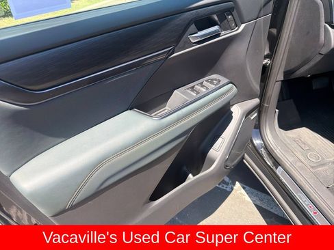 Used 2025 GMC Acadia AT4 w/ Luxury Package AWD/4WD image 10