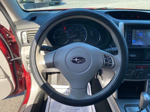 Used 2012 Subaru Forester 2.5X w/ Popular Pkg 3 AWD/4WD image 13