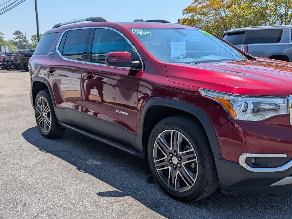 Used 2017 GMC Acadia SLT FWD image 3