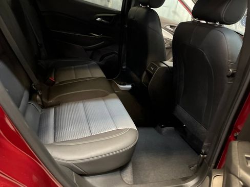 Used 2024 Chevrolet Trax LT w/ Driver Confidence Package FWD image 25