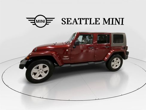 Used 2010 Jeep Wrangler Unlimited Sahara w/ Dual Top Group image 6