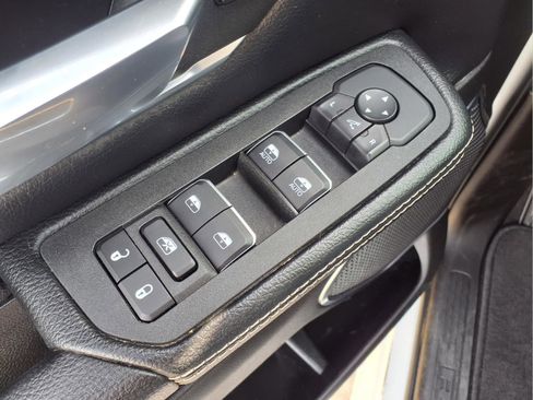 Used 2025 RAM 1500 Laramie image 20