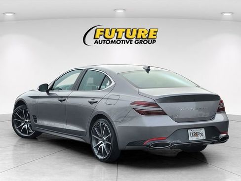 Used 2025 Genesis G70 2.5T image 9