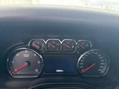 Used 2019 GMC Yukon SLT w/ Premium Edition image 16