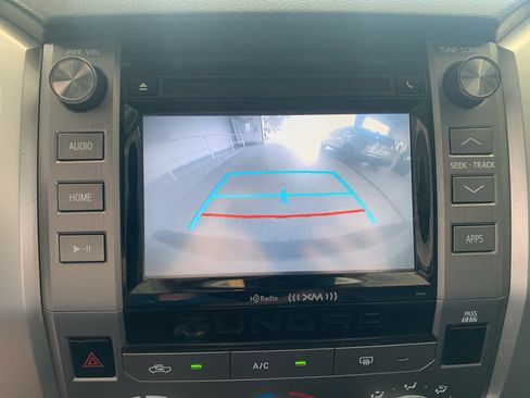 Used 2019 Toyota Tundra SR5 w/ SR5 Upgrade Package AWD/4WD image 23