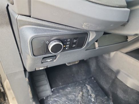 New 2025 Ford Bronco image 31